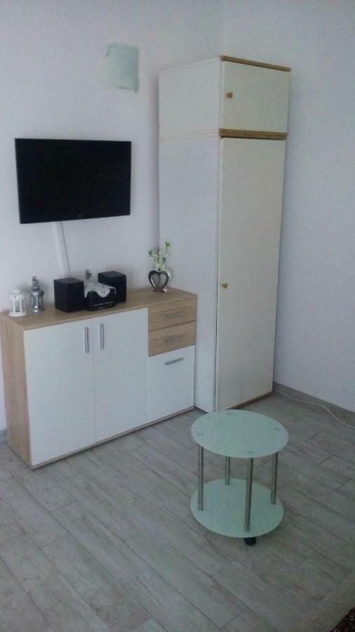 Apartment Tihana Ravni Exterior photo